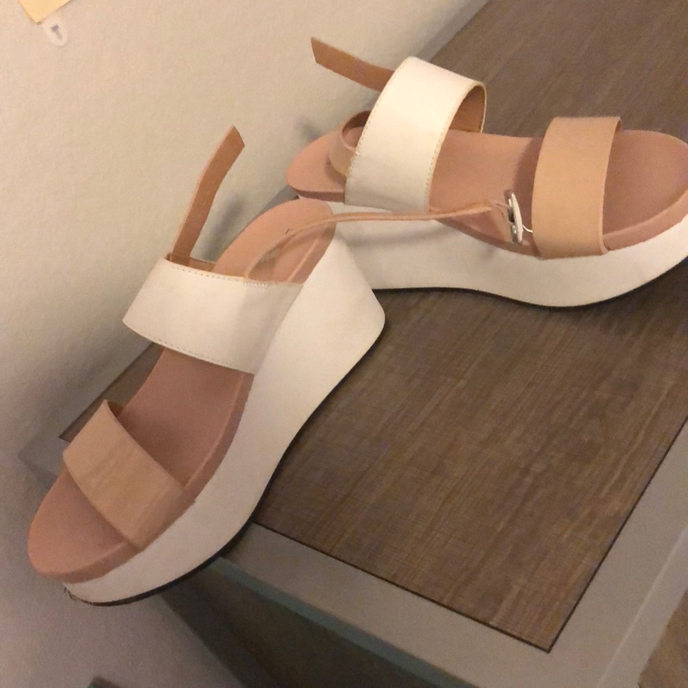PLATFORM SANDALS - Picture 3 of 3